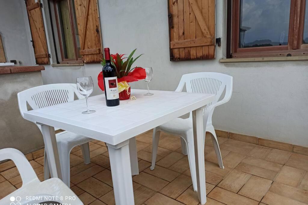 Casa Cao Appartamento "L'Ulivo" Nurachi المظهر الخارجي الصورة